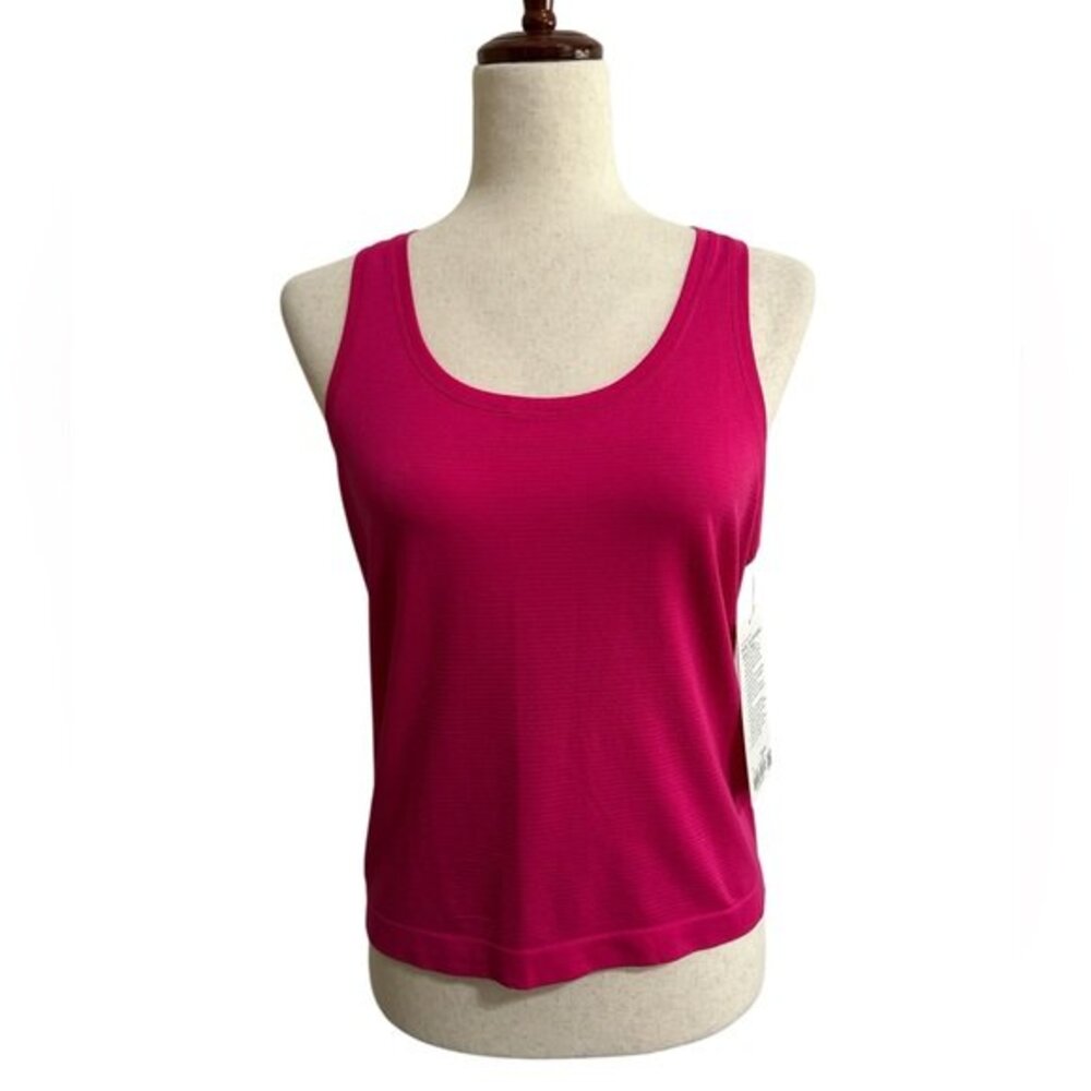 Lululemon Swiftly Tech Racerback Tank Top 2.0 in Jewelled Magenta